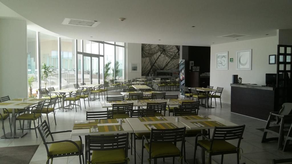 Krystal Urban Cancun & Beach Club Exterior foto